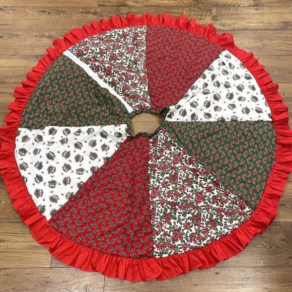 Vintage CHRISTMAS TREE SKIRT Patchwork 60” Round Ruffle Pieced Cottage Farmhouse - Picture 1 of 7